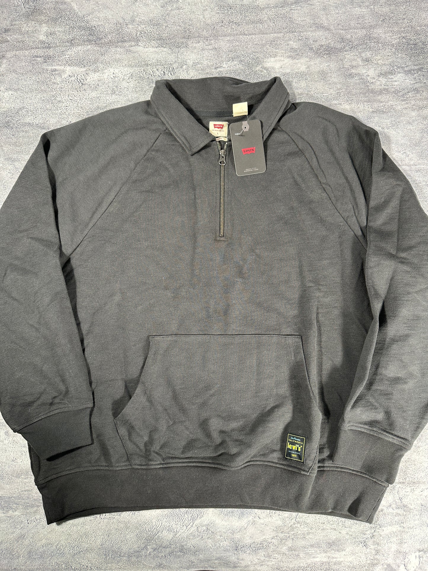 Levi's 1/4 Zip Black Sweatshirt