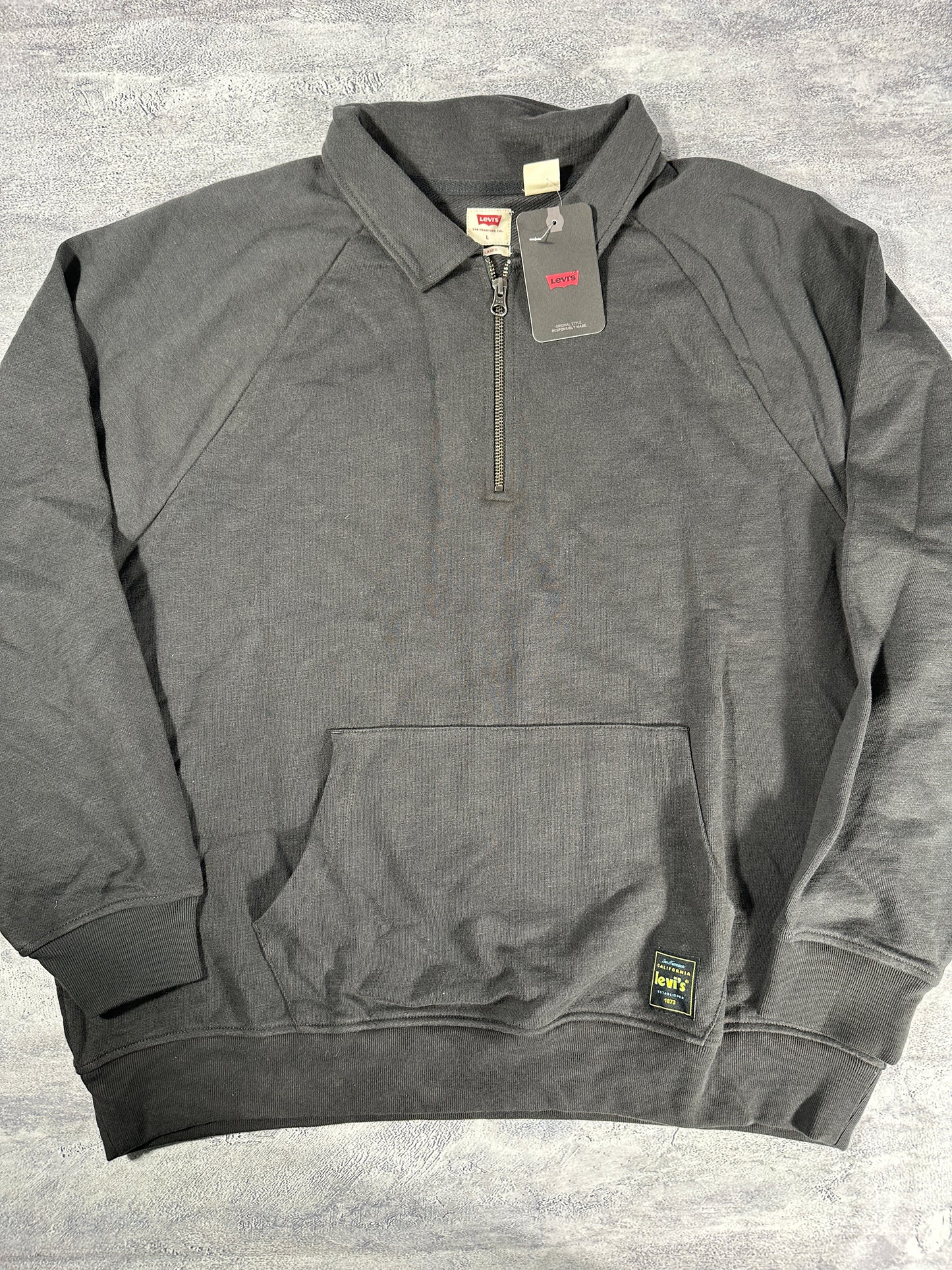 Levi's 1/4 Zip Black Sweatshirt